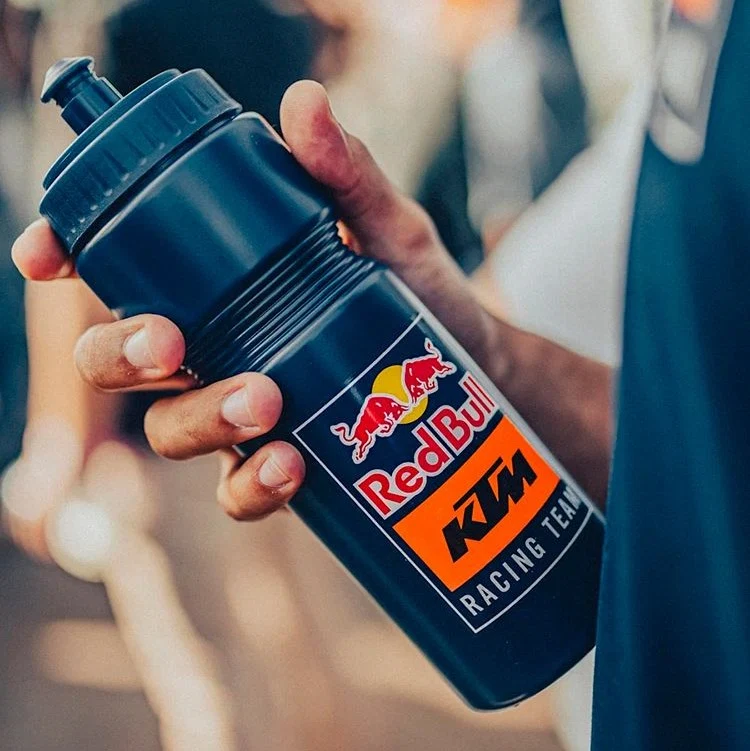Garrafa RED BULL KTM RÉPLICA RACING TEAM 2024 - Image 6